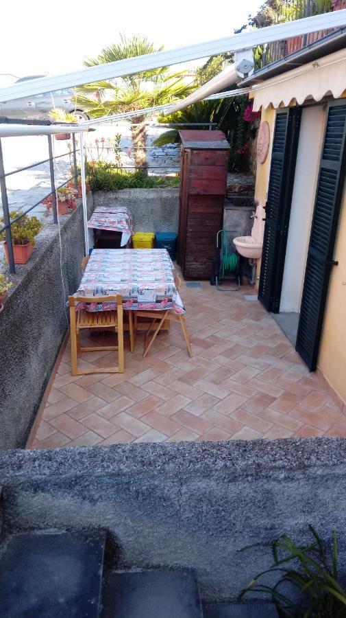 Ferienwohnung Nina House Imperia Exterior foto
